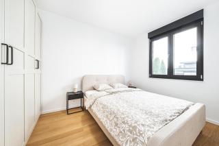 Flex SelfCheckIns 183 - Zagreb - Bedroom - Parking - Loggia - Zagreb - 1