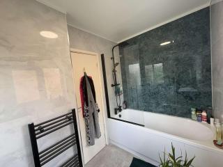 Spacious 2 bedroom property - Tettenhall - 0