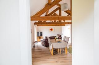 Oak at Pinfold Barns - Loppington - 8