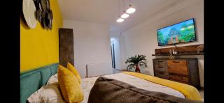 GoldenView Downtown Apartment near Palas Mall - Iaşi - 4