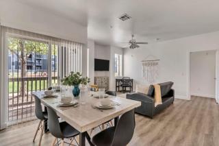 1st Fl King Beds Pool Garage - Near AFB - Clearfield - 2
