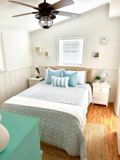 Waterfront Escape 5Mins to Casino And Beach Free ParK - 1