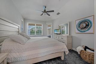 Paradise Retreat Saltwater Luxury Pool with Hot Tub - Naples - 6