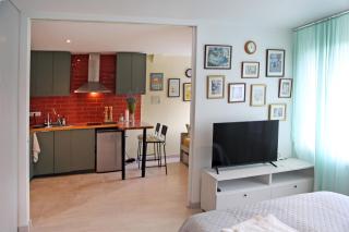 Designer Apartment - Roja - 2