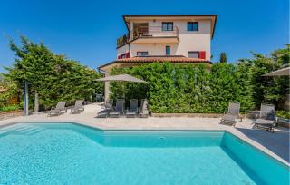 1 Bedroom Beautiful Apartment In Pula - Pula - 4