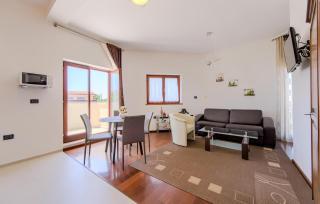 1 Bedroom Beautiful Apartment In Pula - 8