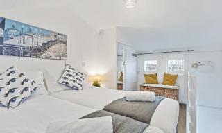 On the Water with Free Parking - By My Getaways - Brighton & Hove - 7