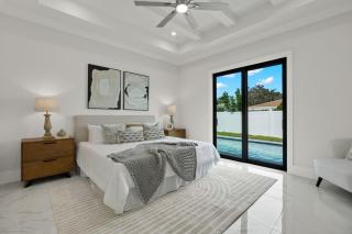 Luxury Suites Pool Fast Internet Close to Vanderbilt Beach - Naples - 9