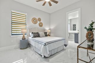 Luxury Suites Pool Fast Internet Close to Vanderbilt Beach - Naples - 5