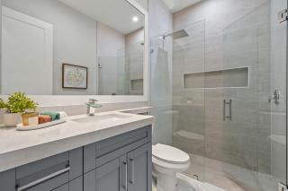 Luxury Suites Pool Fast Internet Close to Vanderbilt Beach - Naples - 4
