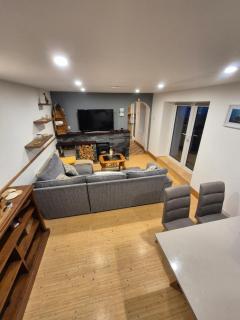 Glandore Cliff Cottage Getaway - Sea Access with Private Pier - Glandore - 4