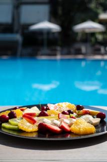 Nia Boutique Hotel by Rapo's Resort - Himare - 9
