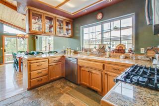 Hillside View Vacation Home - Truckee - 3