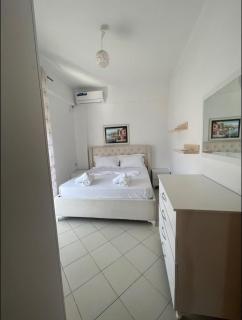 Ledi's Apartment - Sarandë - 1