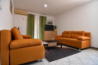 Perfect Location close to Jaz beach - Apartments Rora Knezevic - Budua - 0