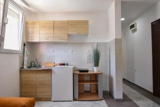 Perfect Location close to Jaz beach - Apartments Rora Knezevic - Budua - 6
