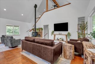 New Listing! North Fork Hideaway Sleeps 14! - Three Rivers - 7