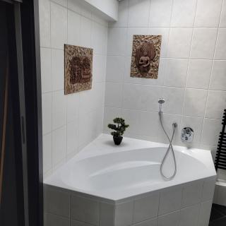 Helle gemütliche DG Wohnung, 88qm, klimatisiert - Filisburgo - 4