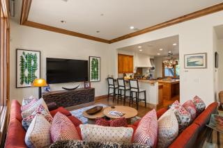Two Creeks by Snowmass Vacations - 1