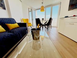 Panoramic & Sea View Holiday Home in Playa de las Américas, Tenerife South - 7
