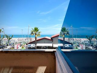 Casa vacanza Claudia fronte mare Civitanova Marche - Civitanova Marche - 0
