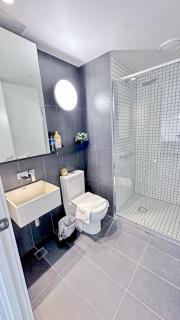 Heart CBD White Crystal Residence in Empire Pool n GYM - 4