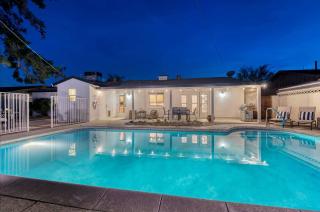 Scottsdale Dream Home With Free Heated Pool! - 8