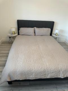 Flat in London - Uxbridge - 5