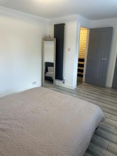 Flat in London - Uxbridge - 3