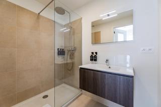 Large studio apartment in a serviced building - Bruxelles - 6