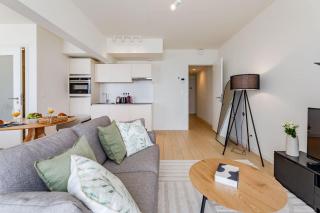 Large studio apartment in a serviced building - Bruxelles - 1