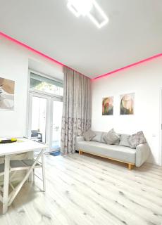 Urban Oasis with Private Terrace - 0