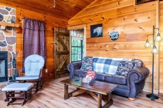 Summer Sale! Couple's Getaway! Dog Friendly! - 6