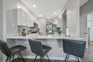 Luxury Golf Condo With Resort Pool and Amenities - Naples - 2