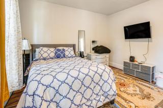 2 Mi to Dtwn Milwaukee Family Home with Yard - Milwaukee - 1