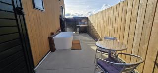 Skiers retreat with outdoor bath - Wanaka - 7