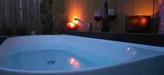 Skiers retreat with outdoor bath - Wanaka - 8