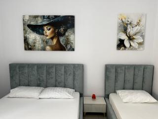 Guesthouse Vila Zhiti - Durazzo - 4