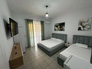 Guesthouse Vila Zhiti - Durazzo - 2