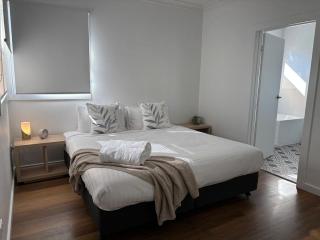 Hely House - Wagga Wagga - 6