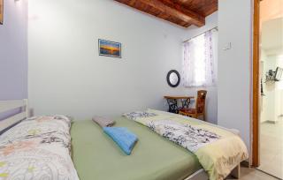 1 Bedroom Lovely Apartment In Ljubac - 6