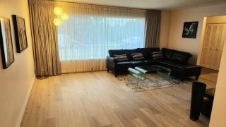 Spacious entire two bedroom home - Edmonton - 7