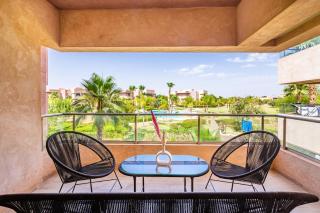 Spacious luxury 3BR by the pool - 0