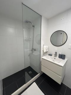 Vista al mar y cerros! Bano en suite apto nuevo Altos de Piriapolis - Piriápolis - 5