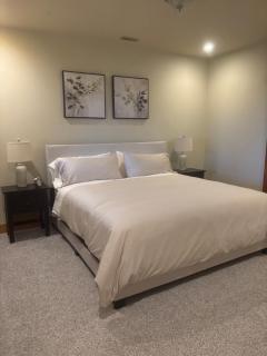 Shawnigan Hills Guest Suite - 9