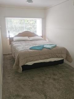 Spacious House or Units near town Low cost - 8