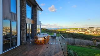 Sunrise to Sunset Coastal Escape B&B - Auckland - 9