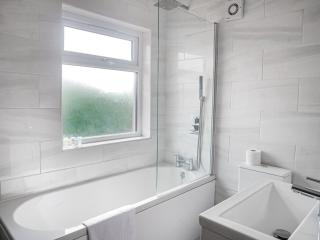 Spacious 6 Bedroom House in Bexleyheath - Bexleyheath - 9