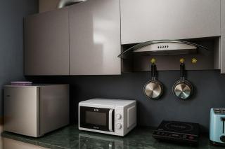 S&S Nest stay made for soulmates - Noida - 9