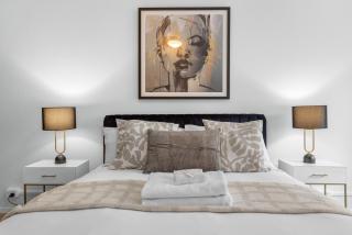 Sunny 1BR Apt Near Hospital, QUT & CBD with Parking! - Brisbane - 5
